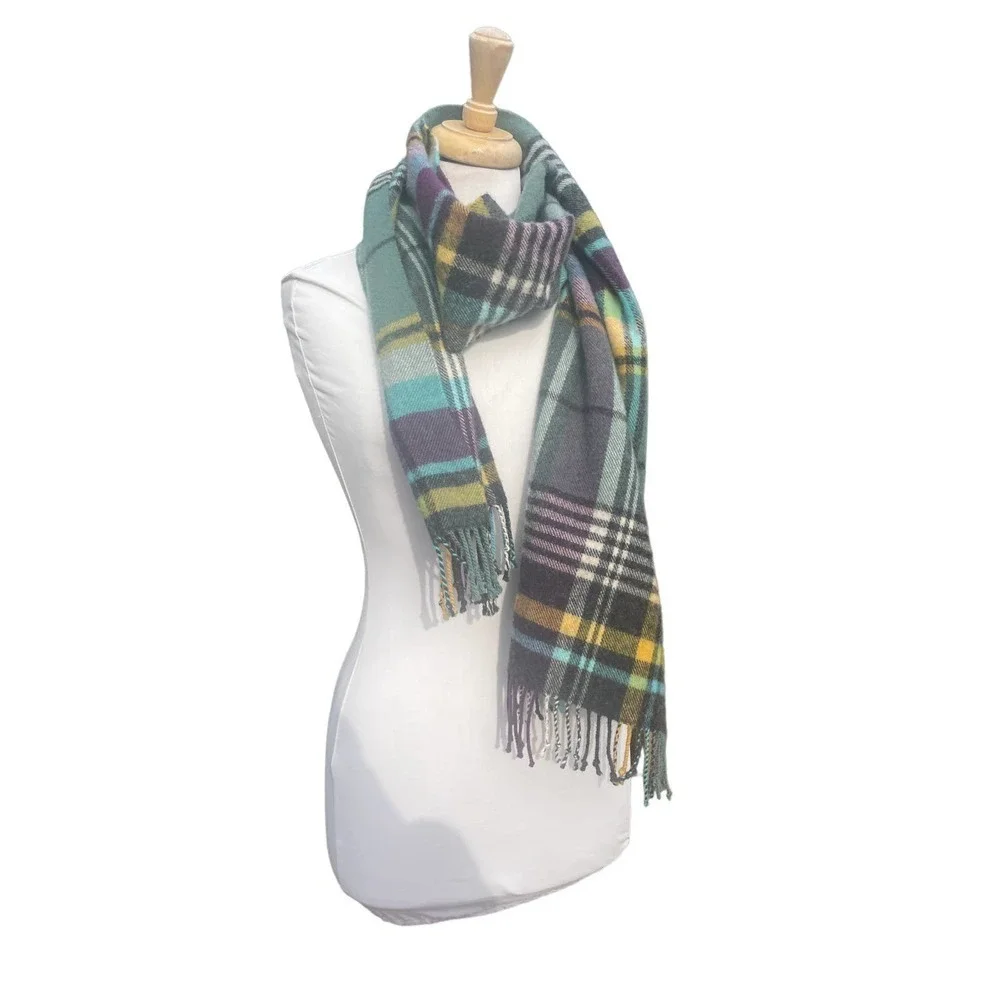 Johnstons - Made in Scotland Plaid Scarf